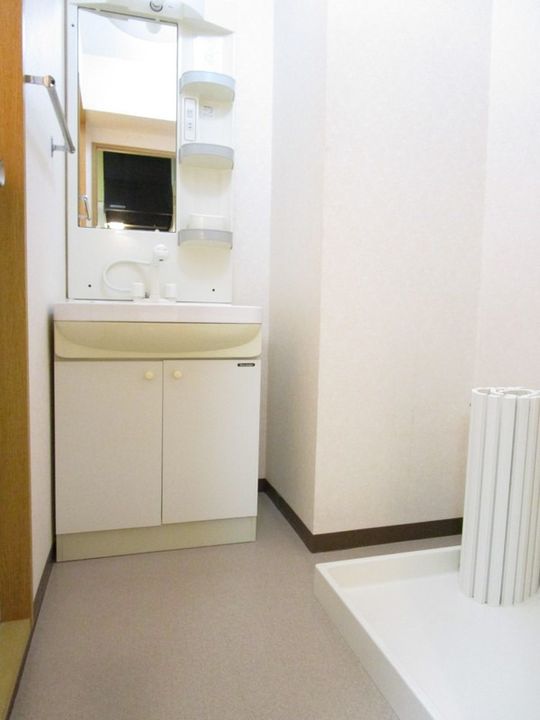 静岡県沼津市原の賃貸マンションの内装