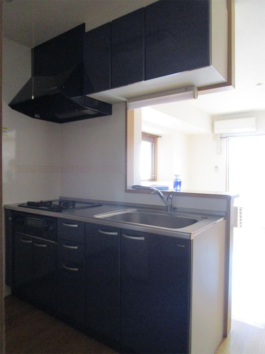 静岡県裾野市千福の賃貸マンションのキッチン