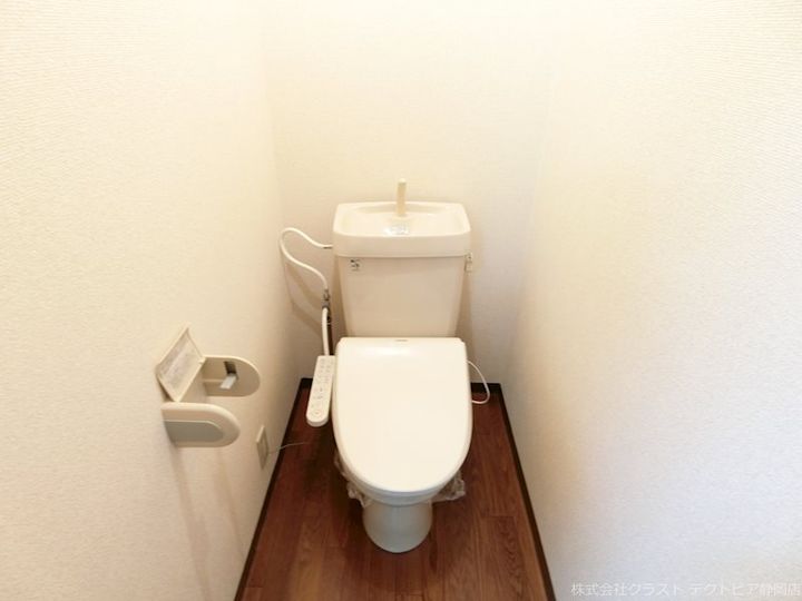 稲川うおとうの内装