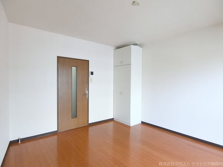 稲川うおとうの寝室