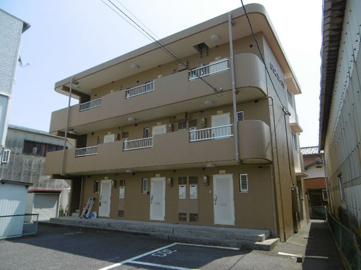 グランシャリオの外観