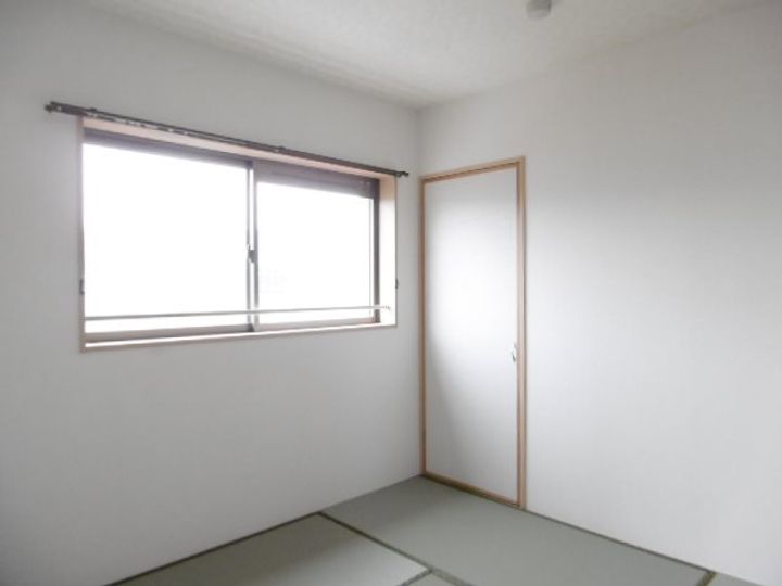 シャトー草薙の内装