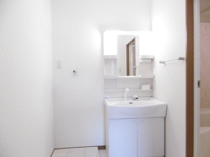 シャトー草薙の内装