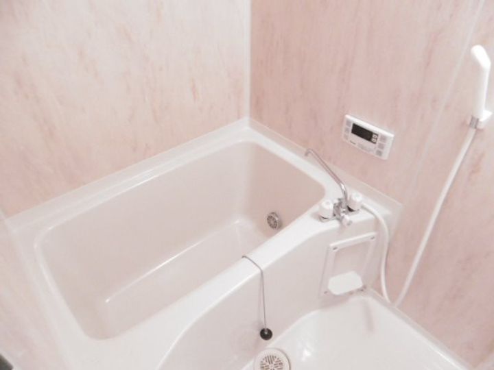 シャトー草薙の風呂