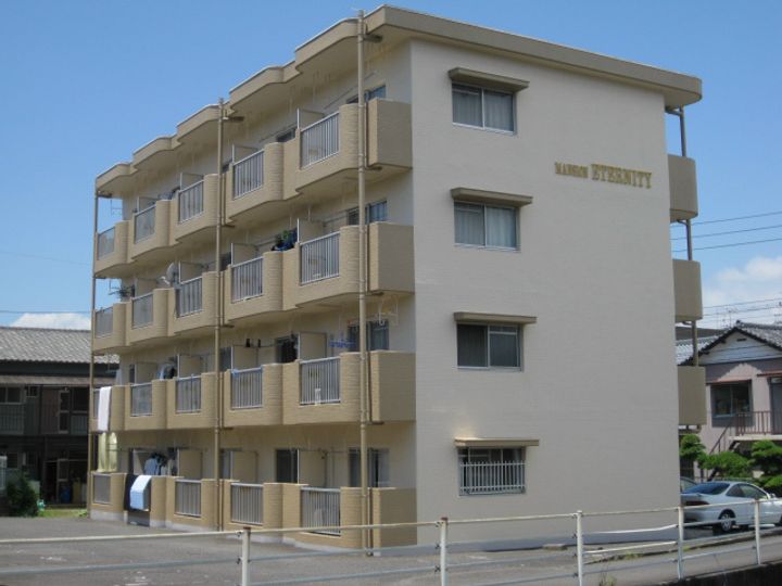 マンションエタニティーの外観