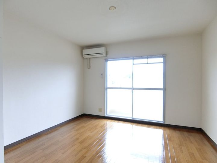 マンションエタニティーの居間