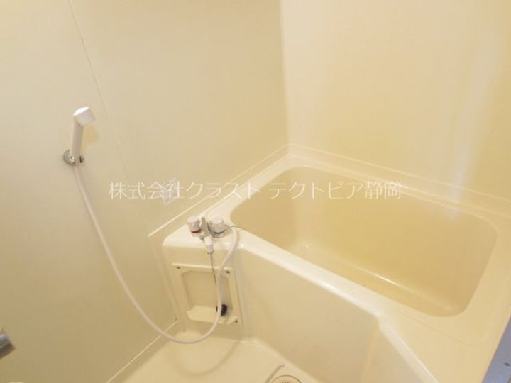 シオン竜南Iの風呂