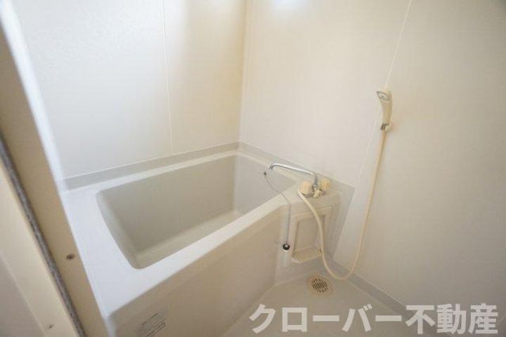 パーラメントA102の風呂