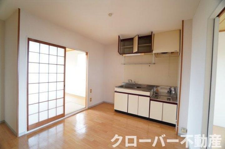 サンハイツ宮川A201の居間