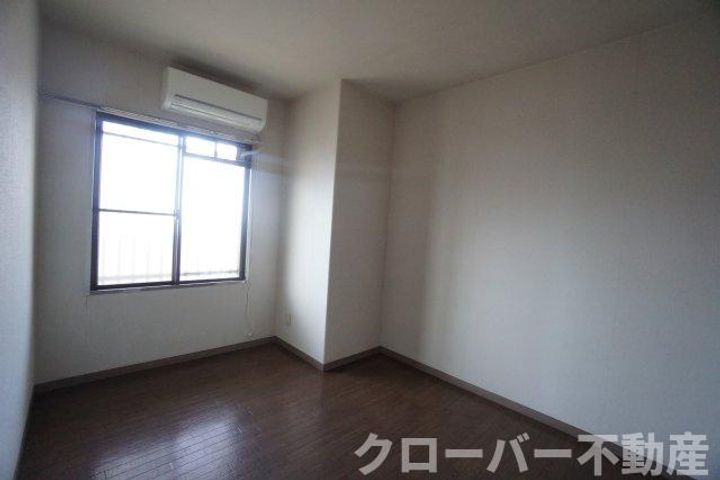 網の浦ハイツ401の居間