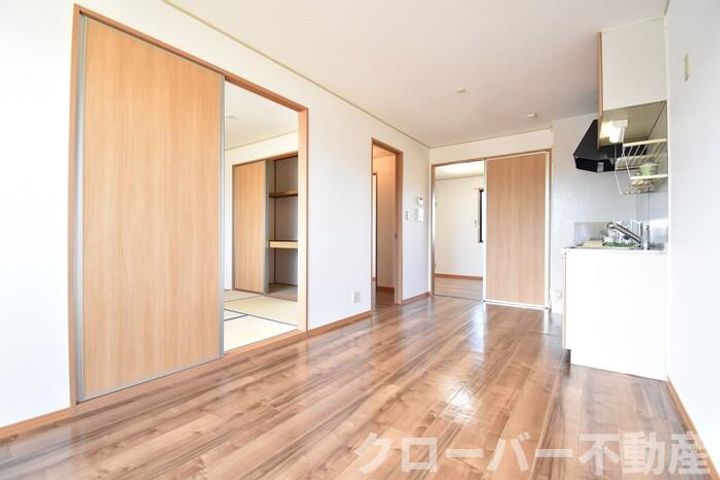 サンガーデン203の居間