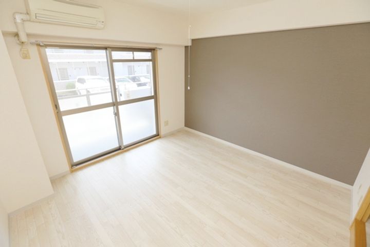 エルカーサ正雀Ⅰの居間