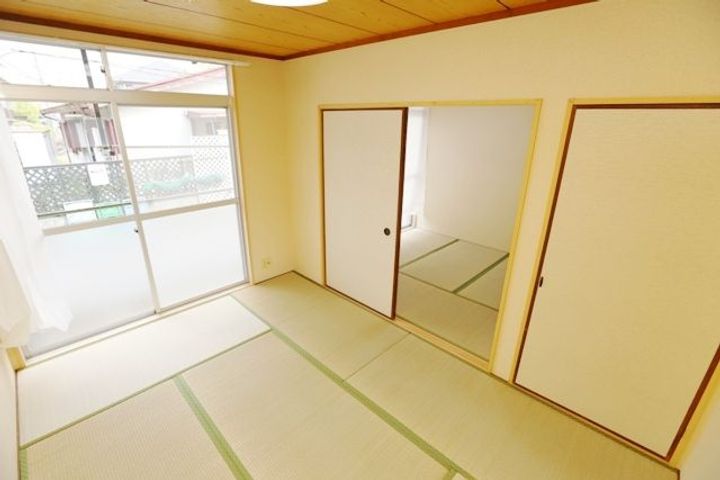 ビスタ岸部ハイツB棟の内装
