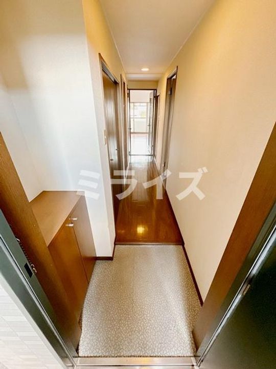 リバーサイドテラスの玄関