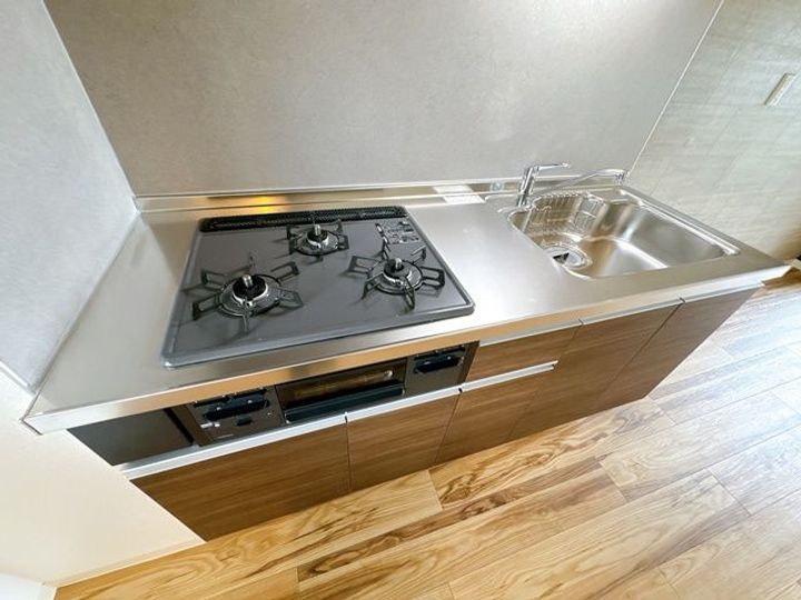 リバーライフ三島2-C(2階)のキッチン