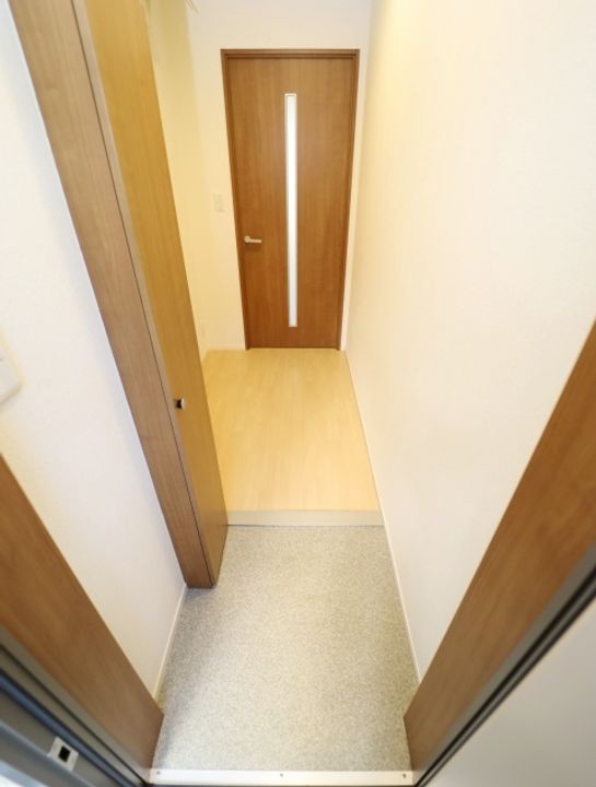 チェレイ・ドゥ・ソレイユ201の玄関