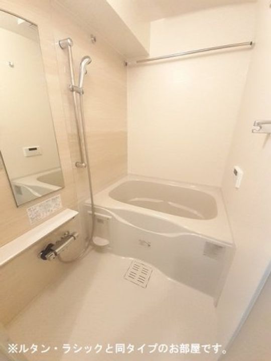 ドミールオカマエ Aの風呂