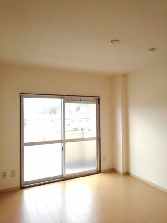 サニーヒルオオツキの内装