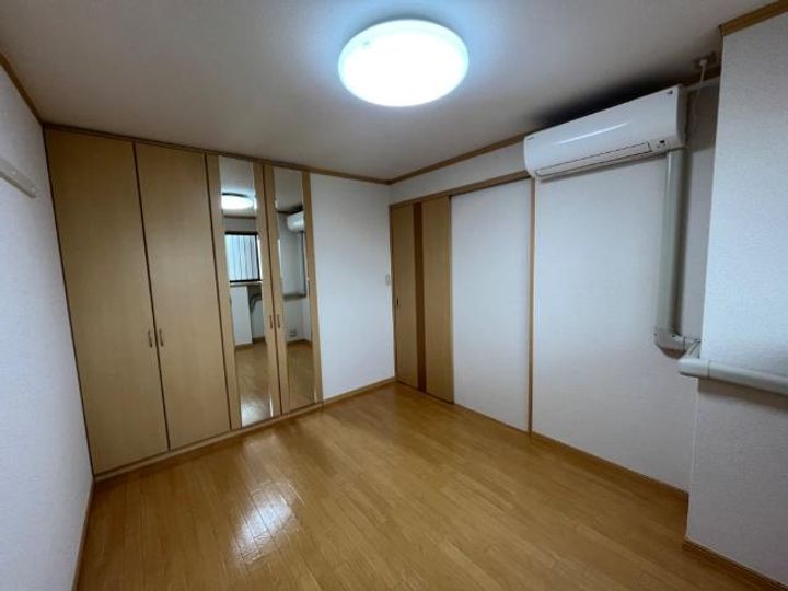 プリオール花の内装