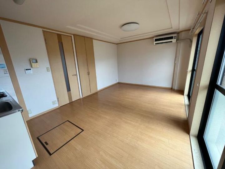 プリオール花の居間