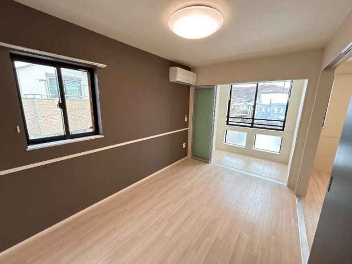 野田町6丁目新築アパート B棟の居間