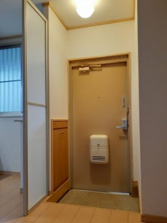 シティハイツ矢吹の玄関