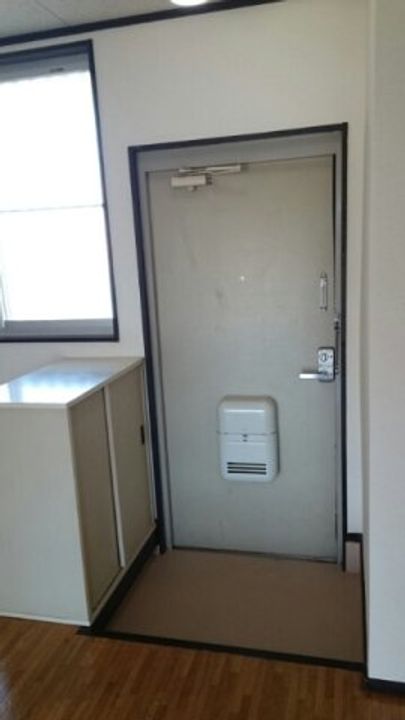 シティハイツ矢吹の玄関