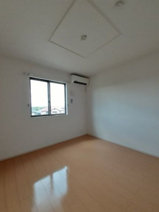 クレメントの内装