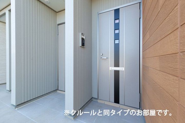 (仮称)笹谷アパートの玄関