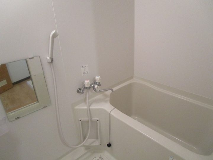 カントリースクエアの風呂