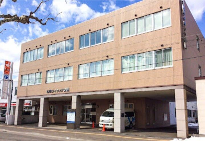 エール学園前の周辺