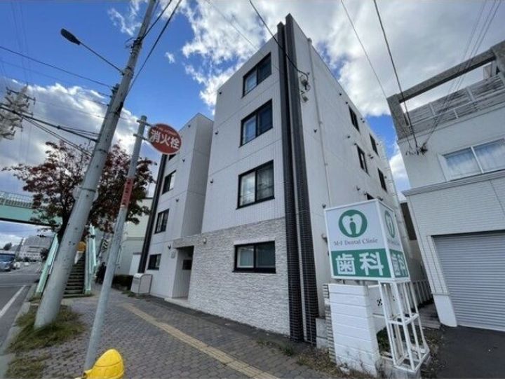 ヴレネージュ美園の外観