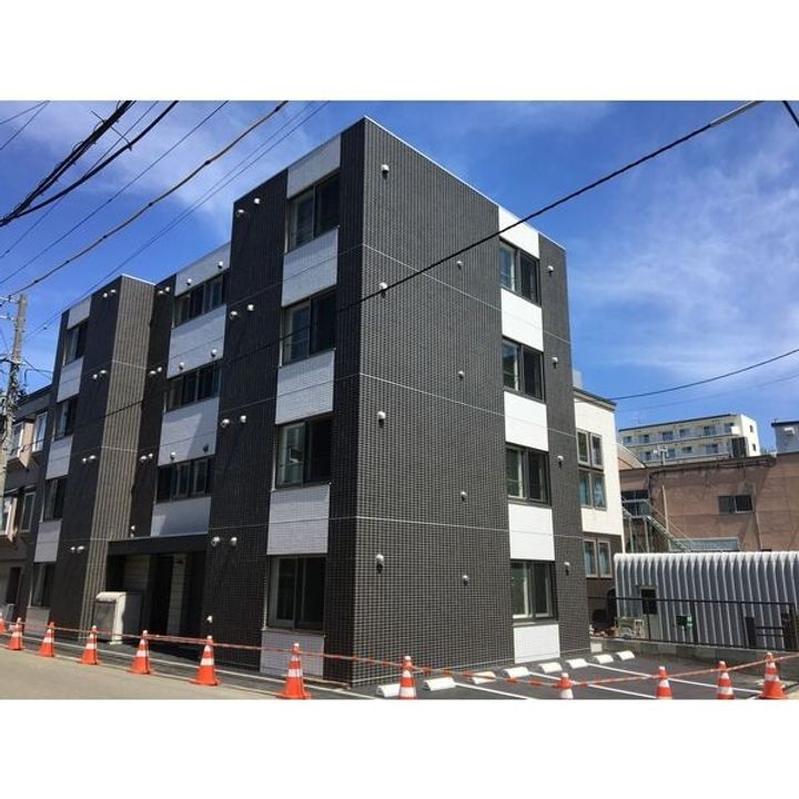 VILLAGE GATEの外観