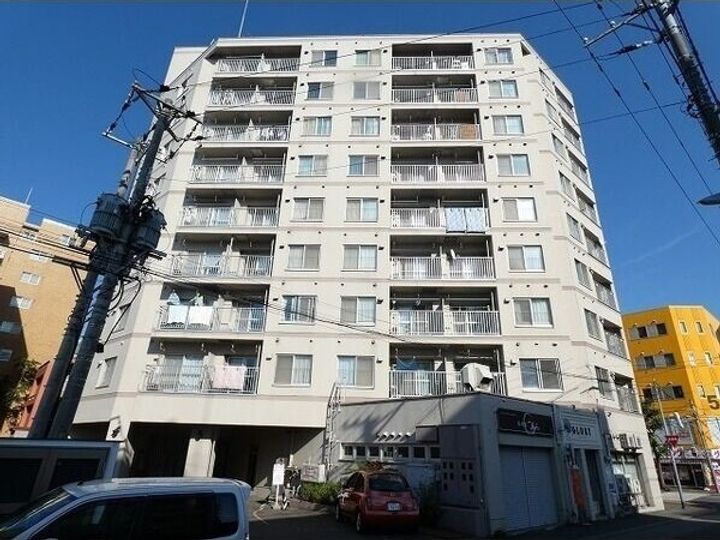 コーポエクセルショールの外観