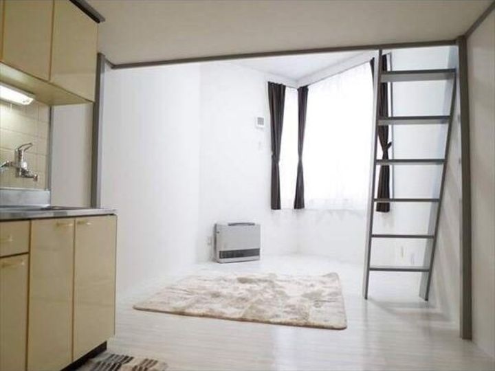 シャトー中の島の内装