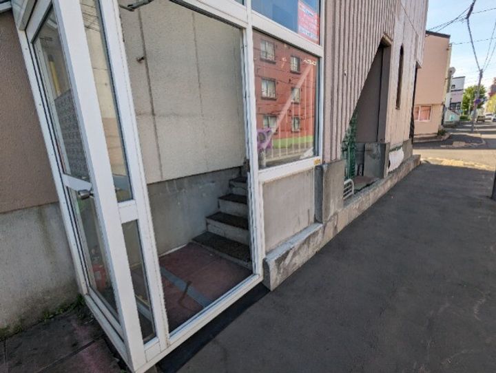 久井マンション402の玄関