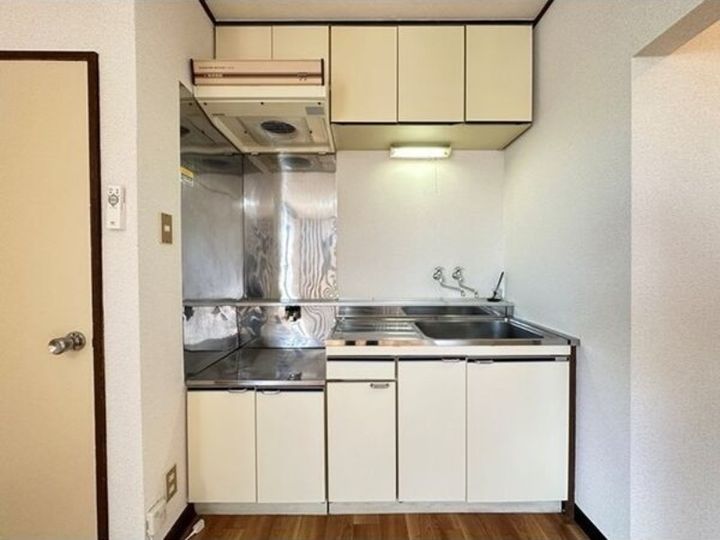 フェリオ中の島301のキッチン