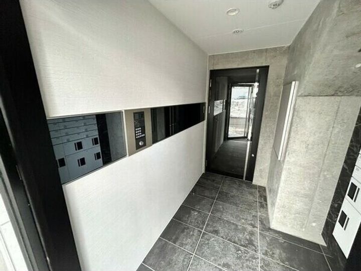 Bloom f coast302の玄関