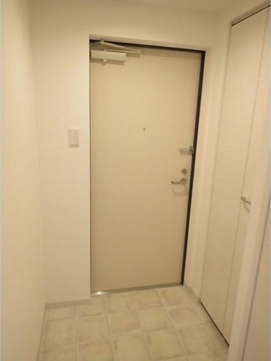 レーベルシャトーS11の玄関