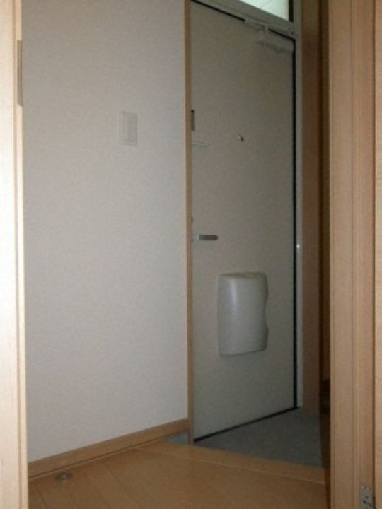 エクランの玄関