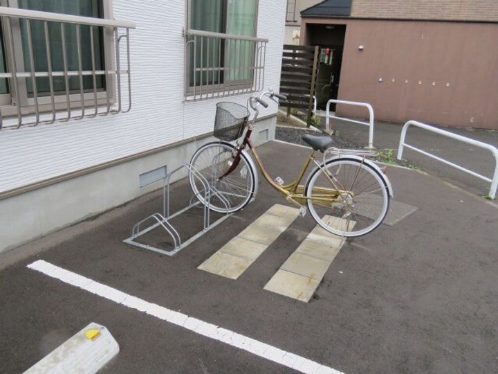 エクランのその他画像