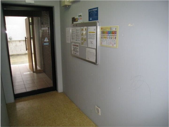 エルミタージュ207の玄関