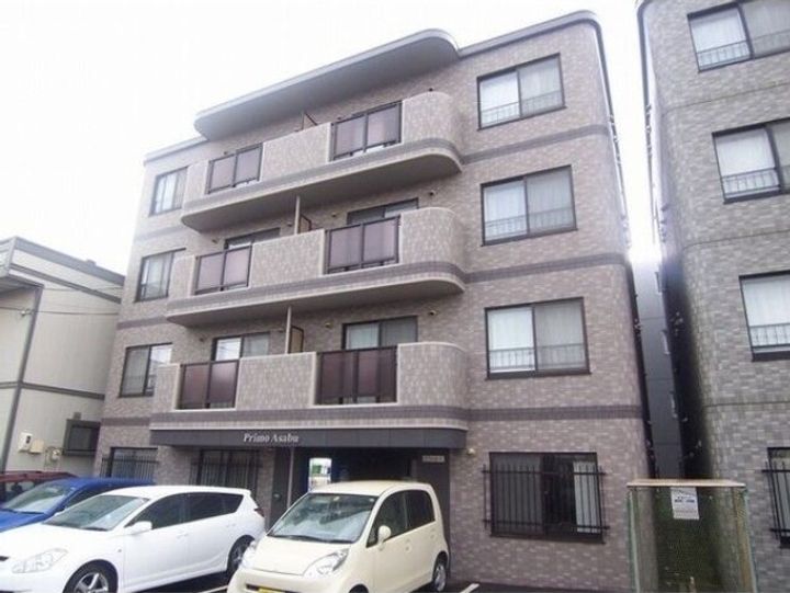 プリモ麻生303の外観