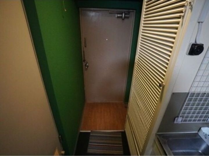 シャンボール札幌618の玄関