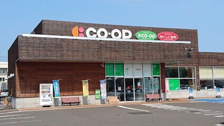 クリスタルリバー参番館の周辺