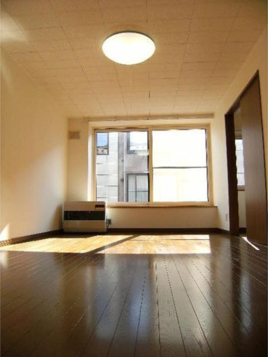 金盛マンション B棟の内装