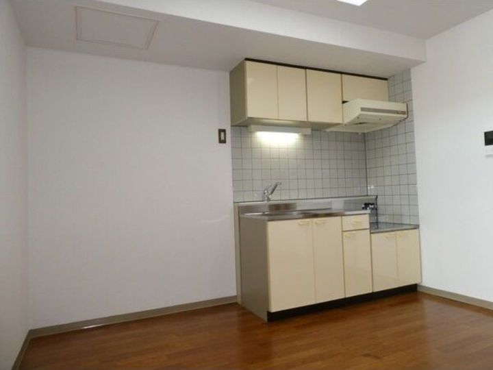 モンターニュプログレ402のキッチン