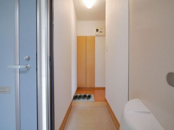 アクア18の玄関