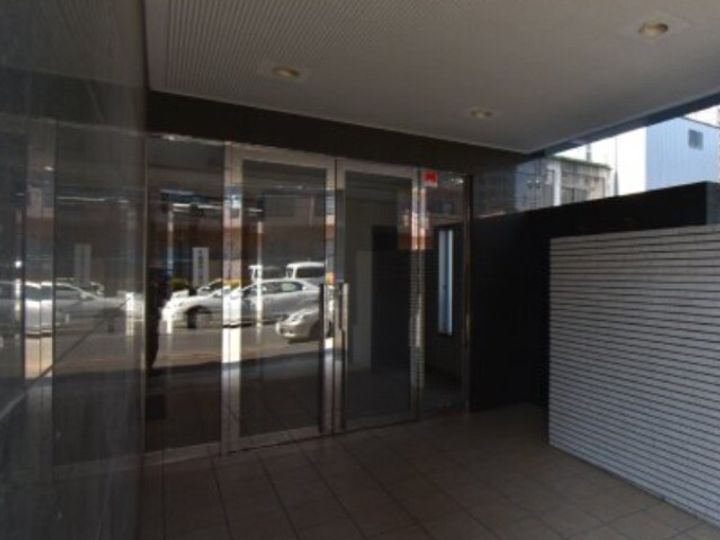 ルラシオン北9条通の玄関