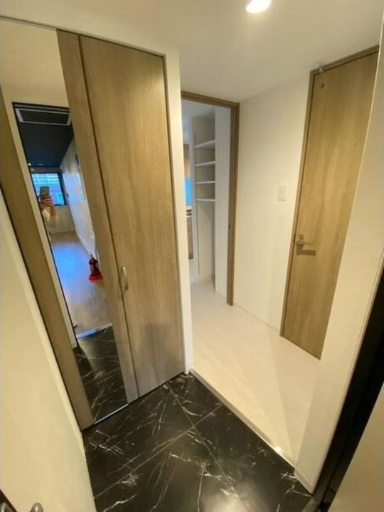 アンティークの玄関